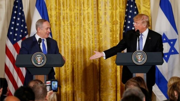 Benjamin Netanyahu (left) and Donald Trump (15/02/17)